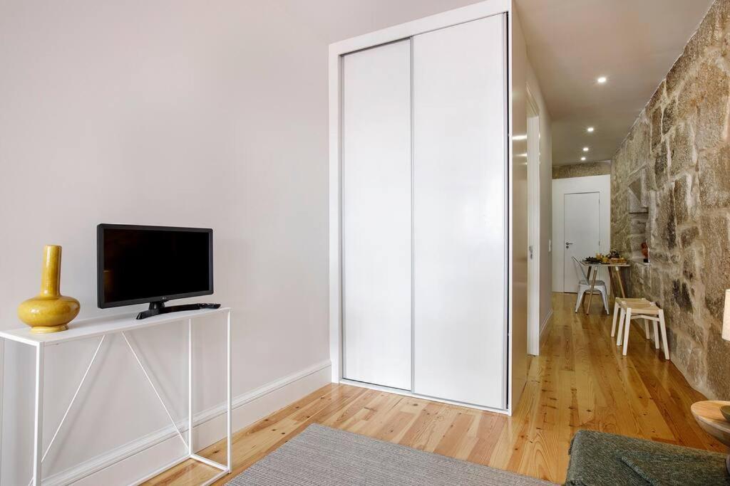 Oporto Lovely Apartment ภายนอก รูปภาพ